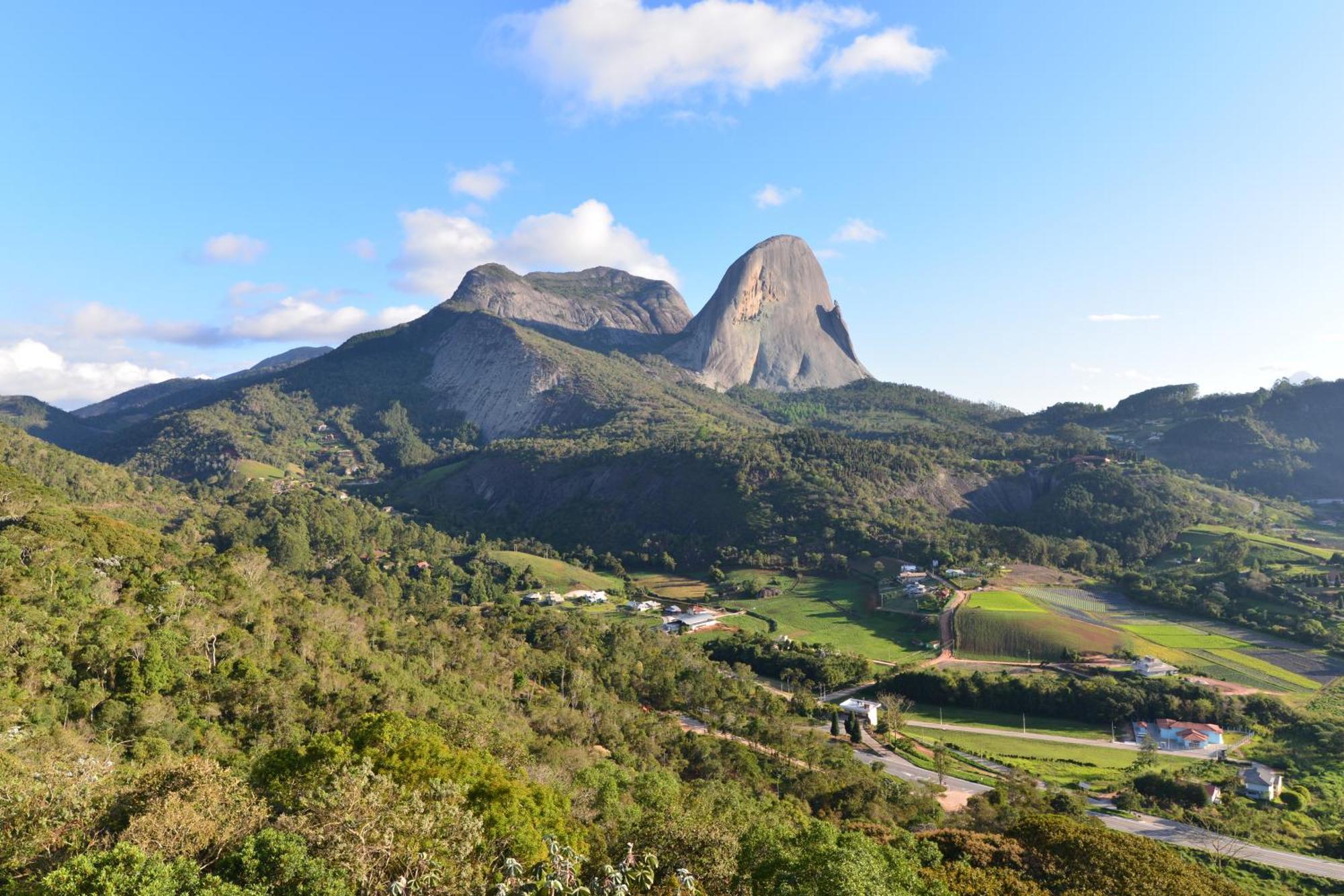 Vista Azul Apart Hotel - Vista Pinheiros เปดราอาซุล ภายนอก รูปภาพ
